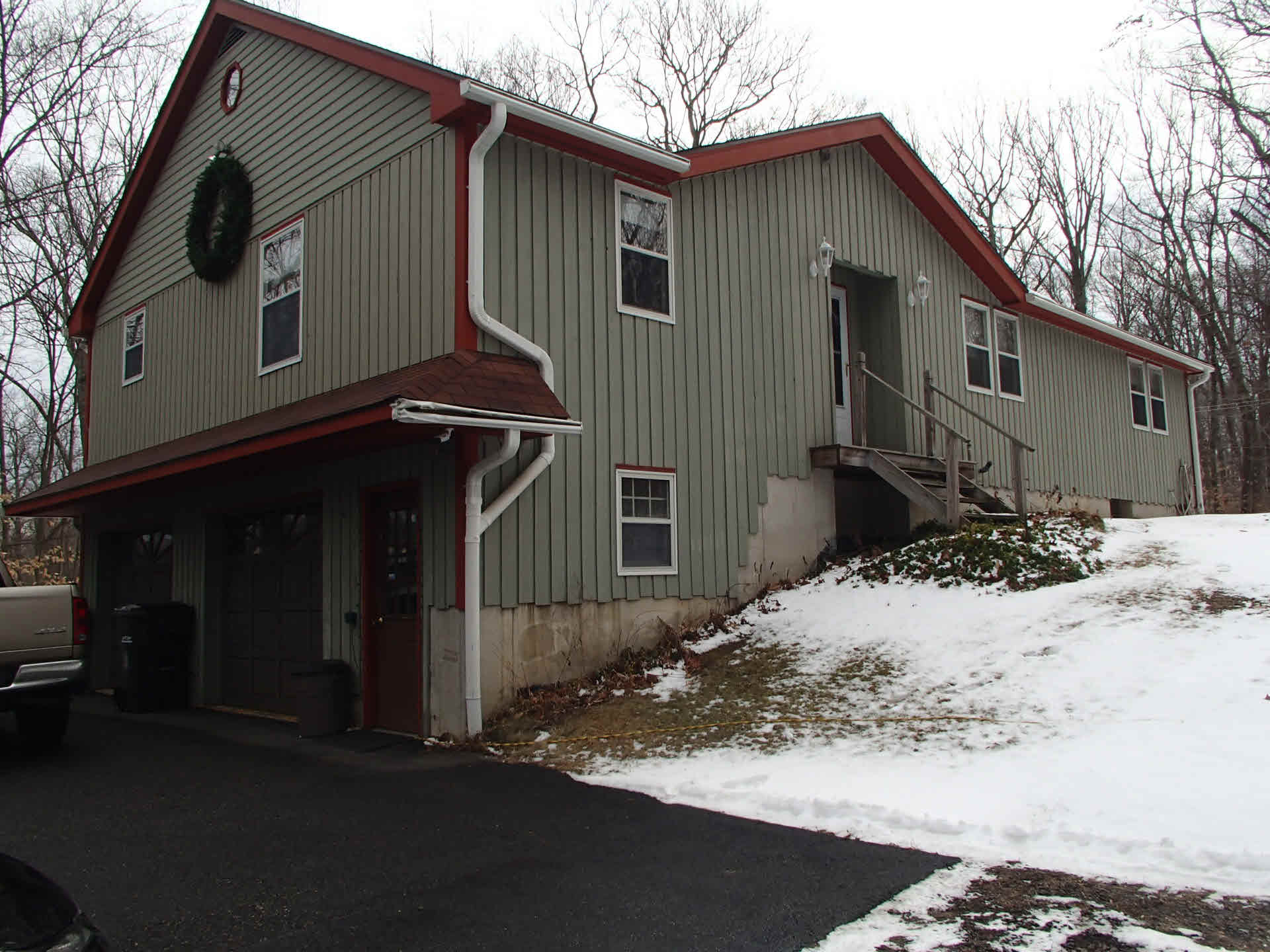 Building photograph for 51 NEW MILFORD RD EAST